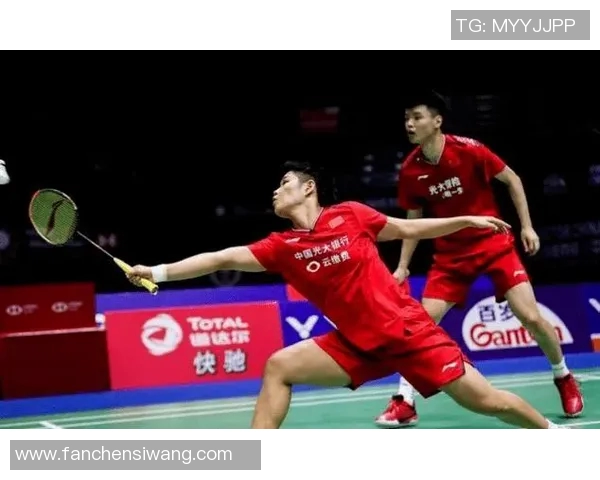 重庆羽毛球队整体压制的深度解析与战术揭秘